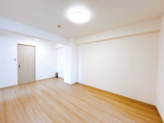 apartment 沖縄県浦添市字宮城4丁目3番14号 1階