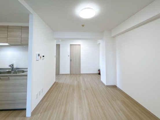 apartment 沖縄県浦添市字宮城4丁目3番14号 1階