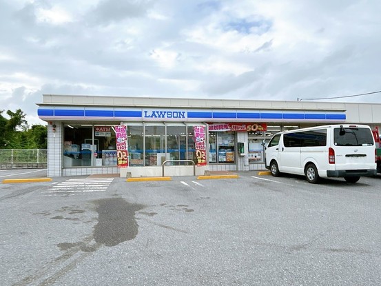 apartment 沖縄県浦添市字宮城4丁目3番14号 1階