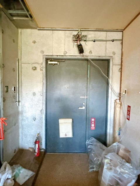 apartment 沖縄県浦添市字宮城4丁目3番14号 1階