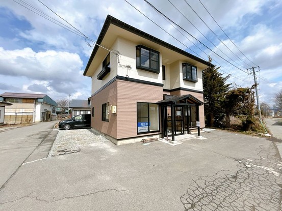 detached 山形県米沢市吹屋敷町
地図を見る