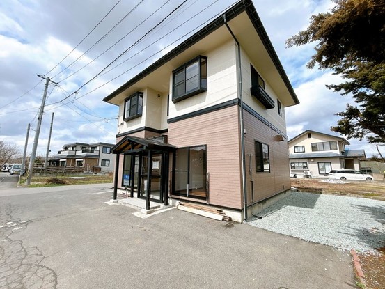 detached 山形県米沢市吹屋敷町
地図を見る