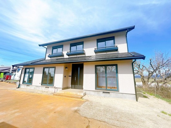 detached 山形県米沢市大字下新田
地図を見る