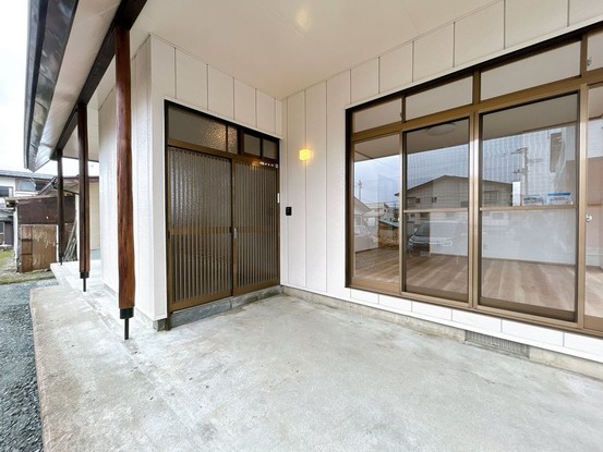 detached 山形県米沢市万世町桑山
地図を見る
