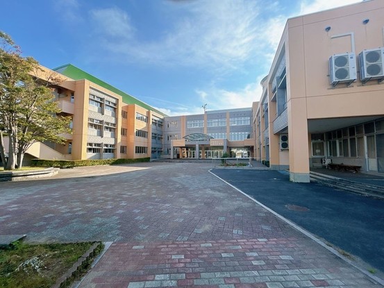 detached 山形県南陽市椚塚
地図を見る
