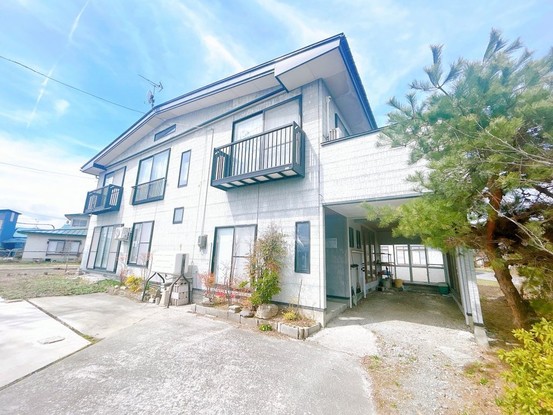 detached 山形県南陽市漆山
地図を見る