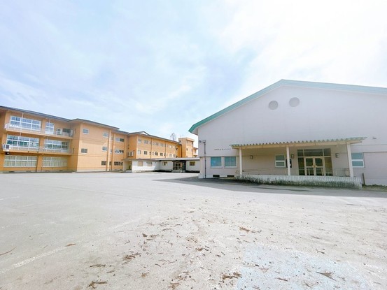 detached 山形県南陽市漆山
地図を見る