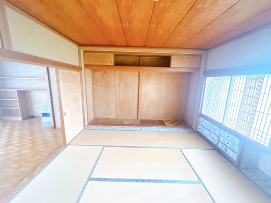 detached 山形県南陽市漆山
地図を見る
