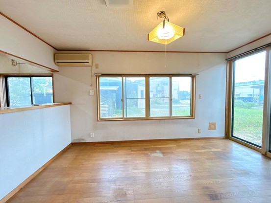 detached 山形県長井市館町南
地図を見る