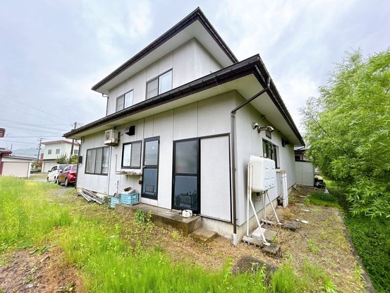 detached 山形県長井市館町南
地図を見る