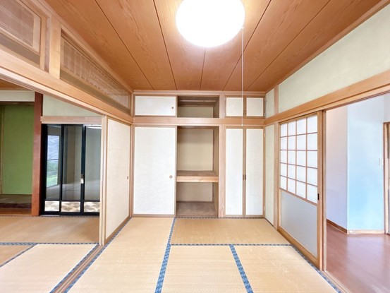 detached 山形県長井市館町南
地図を見る
