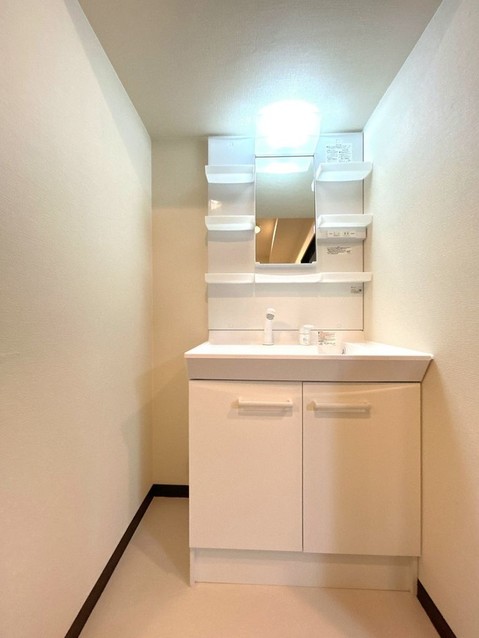 apartment 愛知県名古屋市名東区本郷３丁目5番地 グロウバルビル2階 2C号室