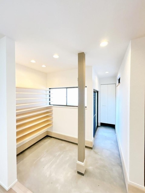 detached 新潟県新発田市富塚町２丁目2‐32 朝日ビル2階