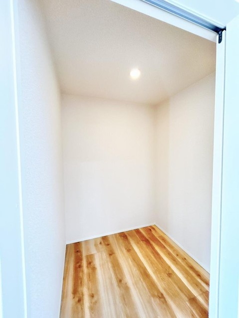 detached 新潟県新発田市富塚町２丁目2‐32 朝日ビル2階