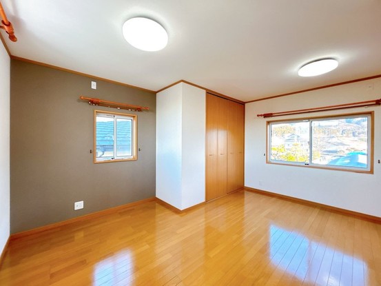 detached 新潟県新発田市富塚町２丁目2‐32 朝日ビル2階