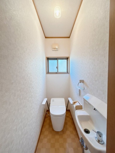 detached 新潟県新発田市富塚町２丁目2‐32 朝日ビル2階