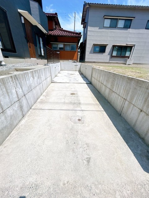detached 新潟県新発田市富塚町２丁目2‐32 朝日ビル2階