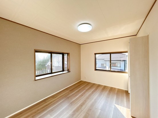 detached 新潟県新発田市富塚町２丁目2‐32 朝日ビル2階