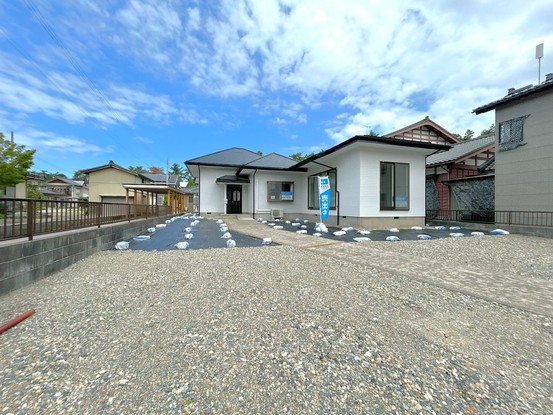 detached 新潟県新発田市富塚町２丁目2‐32 朝日ビル2階