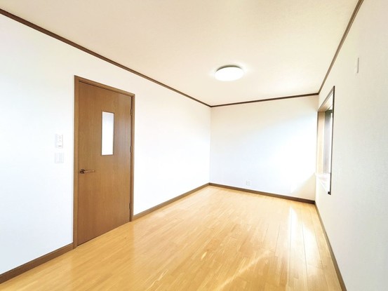 detached 新潟県新発田市富塚町２丁目2‐32 朝日ビル2階