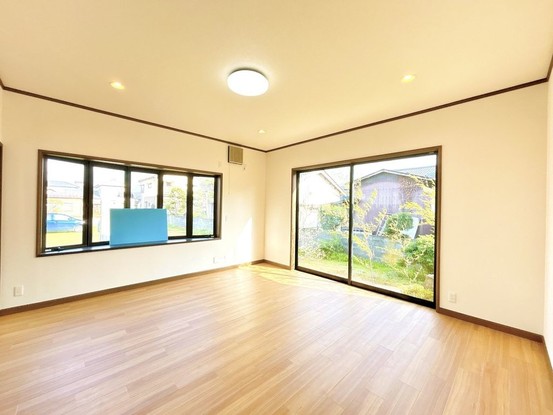 detached 新潟県新発田市富塚町２丁目2‐32 朝日ビル2階