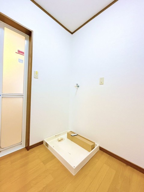 detached 新潟県新発田市富塚町２丁目2‐32 朝日ビル2階