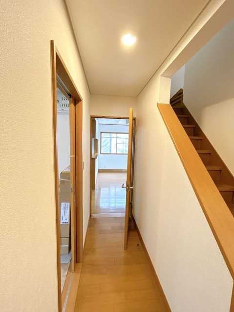 detached 新潟県新発田市富塚町２丁目2‐32 朝日ビル2階
