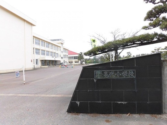 detached 新潟県新発田市富塚町２丁目2‐32 朝日ビル2階