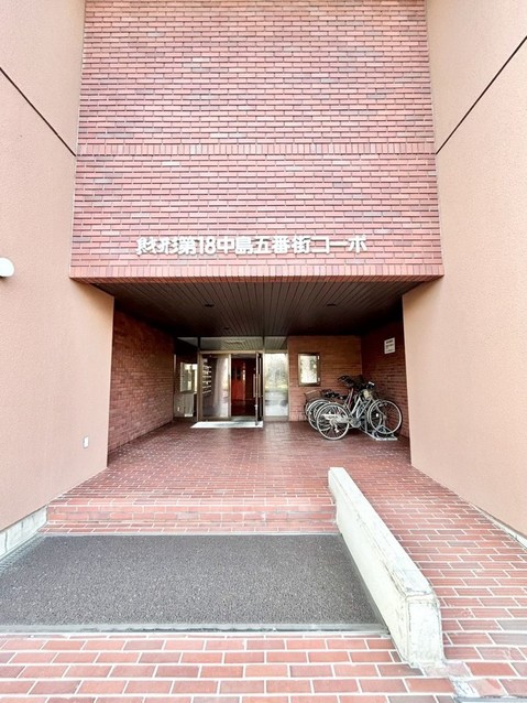 apartment 北海道登別市若草町２丁目13-9 シルク21 102号室