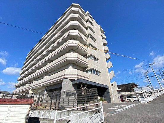 apartment 香川県丸亀市田村町1774番地2 マイタウン 西棟中