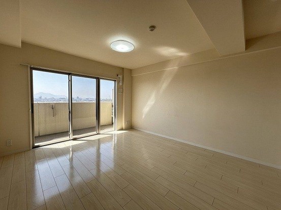 apartment 香川県丸亀市田村町1774番地2 マイタウン 西棟中