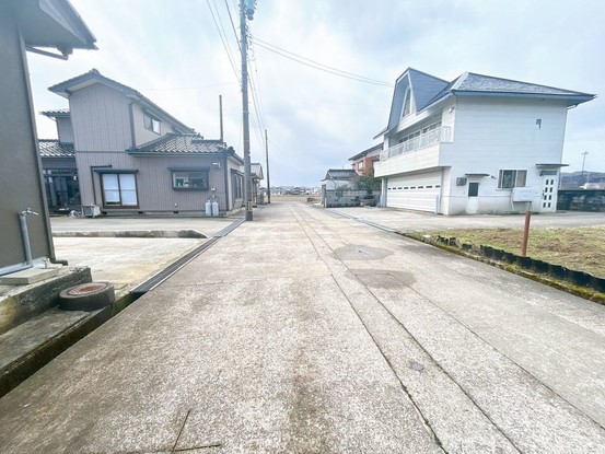 apartment 富山県高岡市福岡町大滝
地図を見る