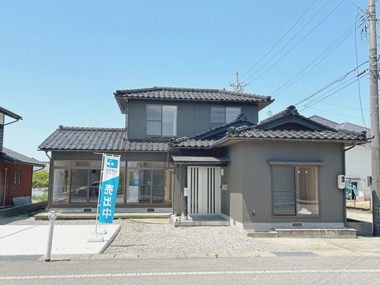 apartment 富山県高岡市福岡町大滝
地図を見る
