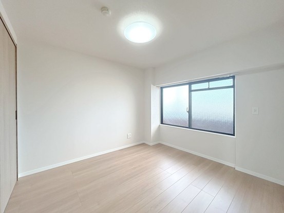 apartment 富山県高岡市東上関
地図を見る
