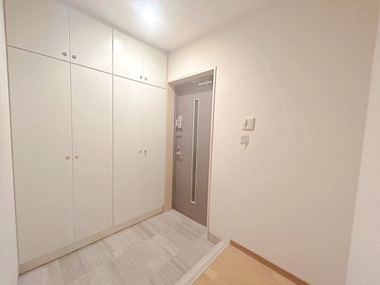 apartment 富山県高岡市向野町３丁目
地図を見る