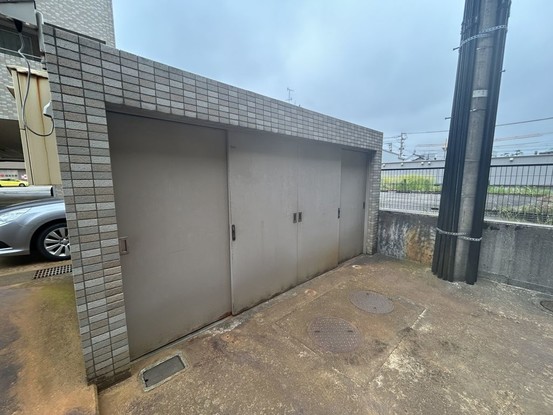 apartment 富山県高岡市向野町３丁目
地図を見る