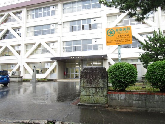 apartment 富山県高岡市向野町３丁目
地図を見る