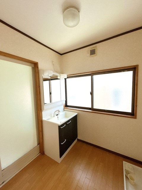 detached 新潟県燕市井土巻3丁目30 ウェルタウンⅣ 102号室