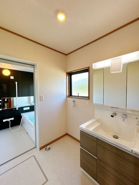 detached 新潟県燕市井土巻3丁目30 ウェルタウンⅣ 102号室
