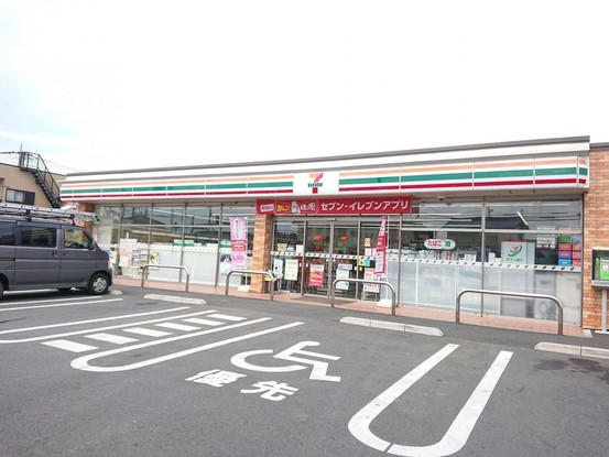 detached 埼玉県鶴ヶ島市大字下新田
地図を見る