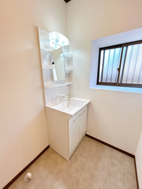 detached 宮城県柴田郡大河原町字新南48番地3 大河原町新南倉庫付事務所　102号室