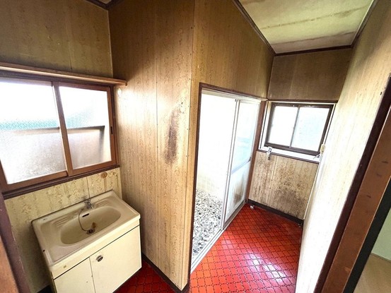 detached 宮城県柴田郡大河原町字新南48番地3 大河原町新南倉庫付事務所　102号室