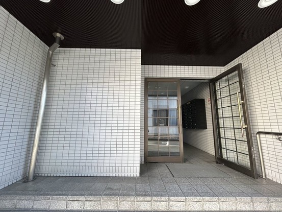 apartment 愛知県豊川市谷川町洞131 谷川町倉庫付事務所A 103号室