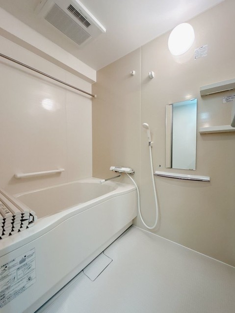 apartment 愛知県豊川市谷川町洞131 谷川町倉庫付事務所A 103号室