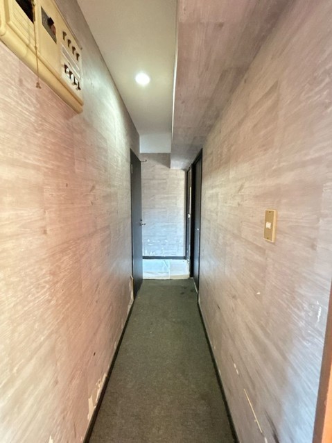 apartment 愛知県豊川市谷川町洞131 谷川町倉庫付事務所A 103号室