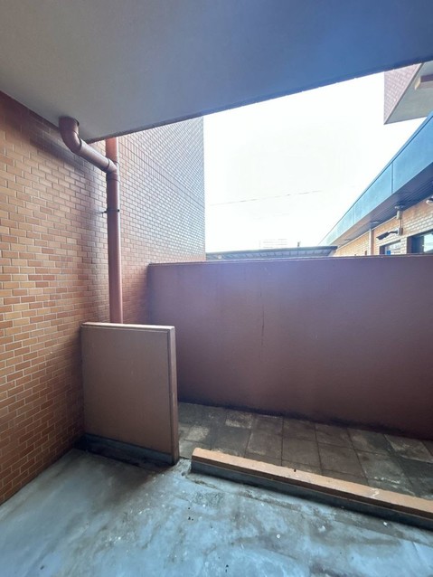 apartment 愛知県豊川市谷川町洞131 谷川町倉庫付事務所A 103号室