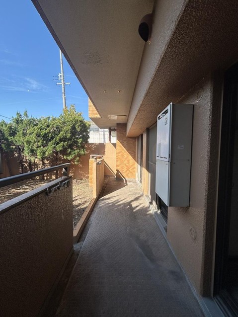 apartment 愛知県豊川市谷川町洞131 谷川町倉庫付事務所A 103号室