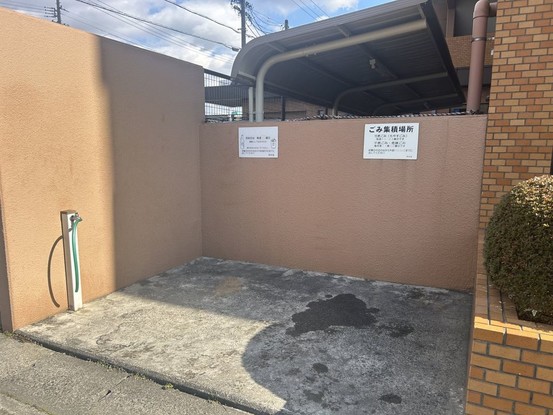 apartment 愛知県豊川市谷川町洞131 谷川町倉庫付事務所A 103号室