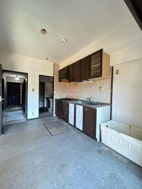 apartment 愛知県豊川市谷川町洞131 谷川町倉庫付事務所A 103号室