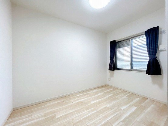 apartment 愛知県豊川市谷川町洞131 谷川町倉庫付事務所A 103号室